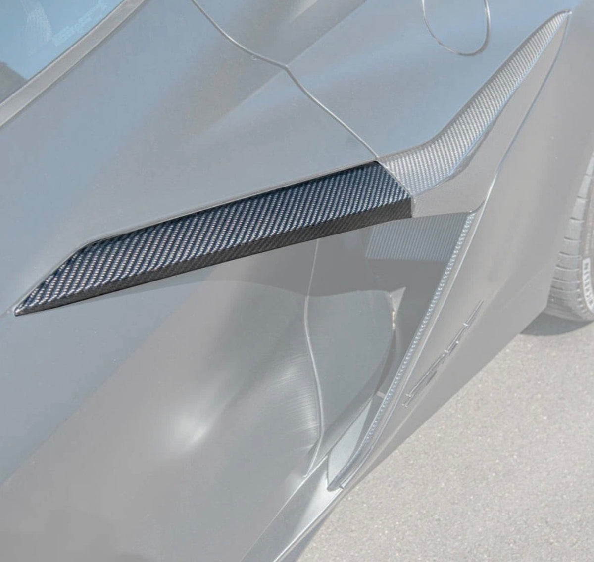 For 20-Up Corvette C8 Z51 CARBON FIBER Replacement Side Fender Vent Door Inlet