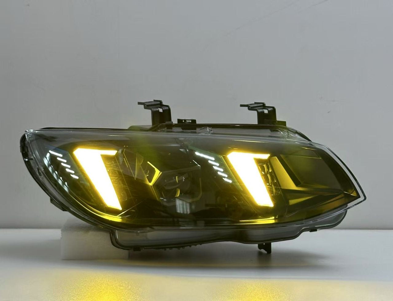 BMW Dual DRLs Yellow & White Snake Style Headlights For E90-93 2006-2011 3 series models