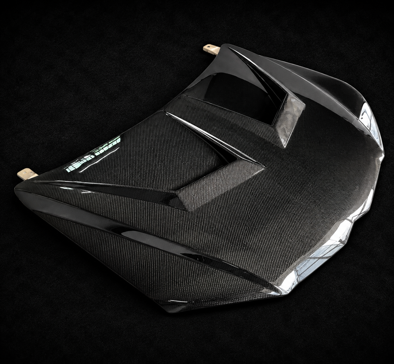 Lamborghini Urus 1016 Style DRY Clear Coated Carbon Fiber Hood (2018+)