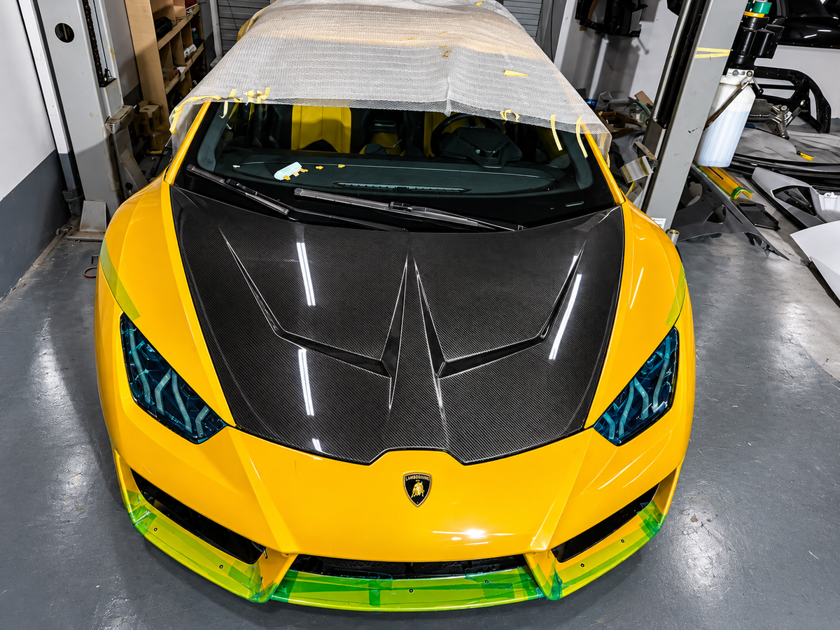 Lamborghini Huracán 1016 Style Double-Sided Carbon Fiber Hood
