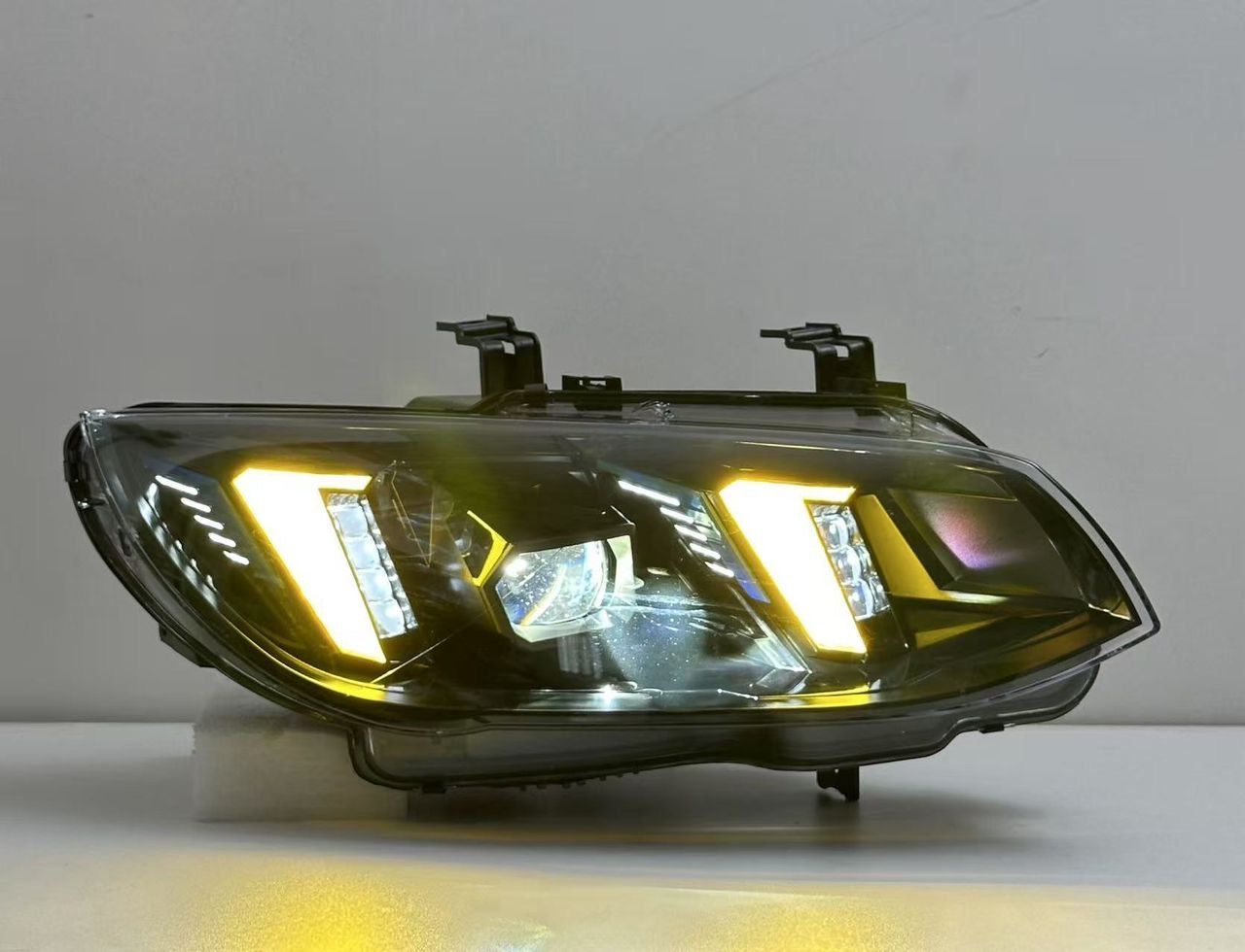 BMW Dual DRLs Yellow & White Snake Style Headlights For E90-93 2006-2011 3 series models