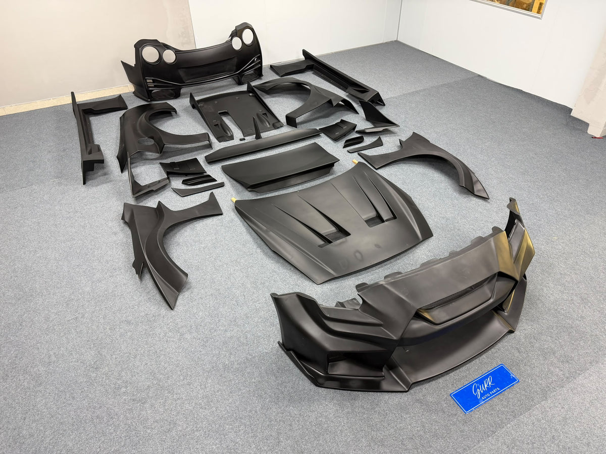 Nissan GTR upgraded to LB version fiberglass widebody kit