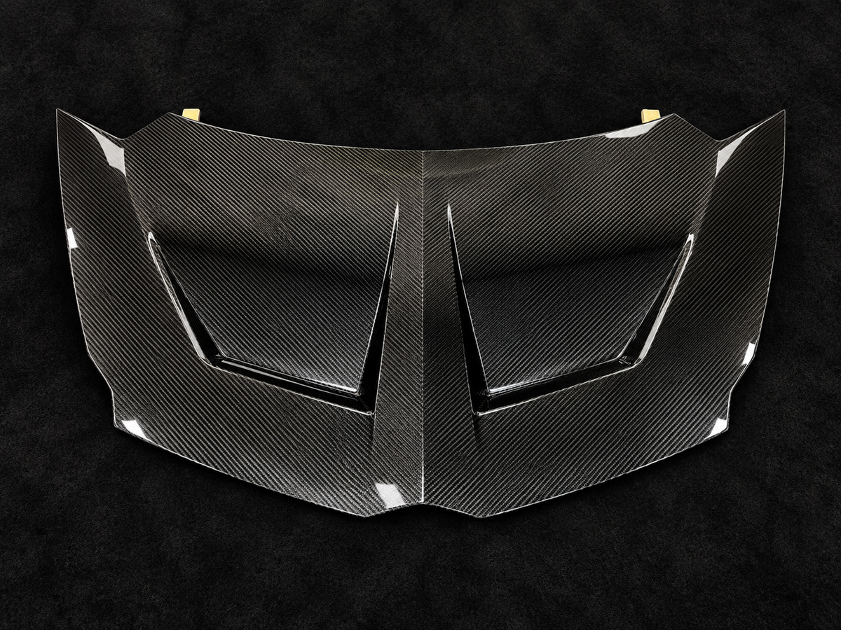 Lamborghini Aventador 1016-style dry carbon fiber hood