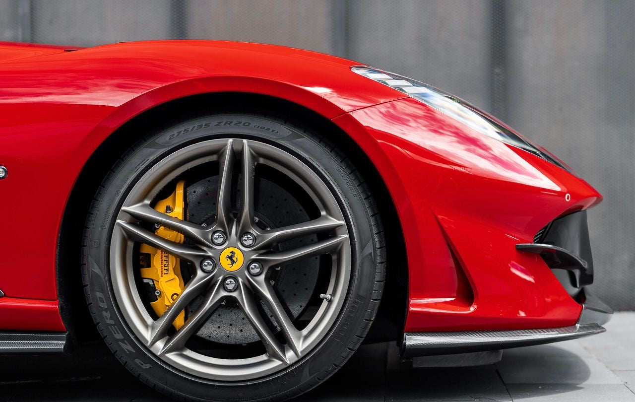 Ferrari 812 Superfast Dry carbon fiber Novitec style kit