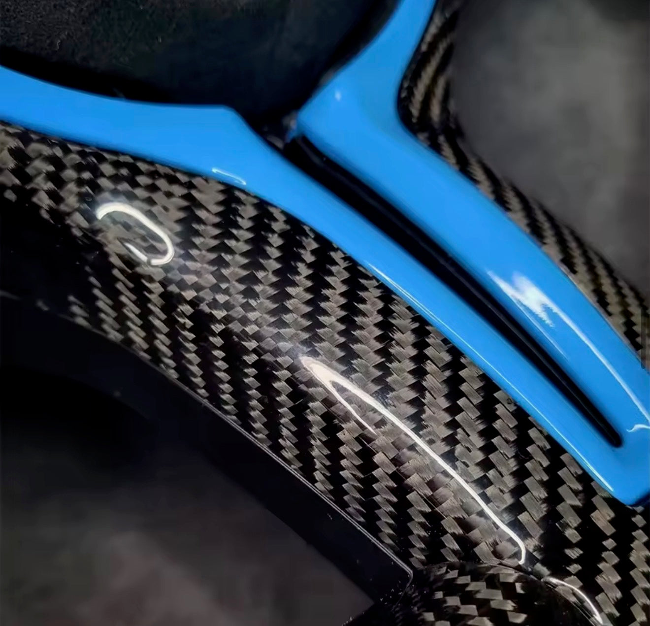 Volante M mejorado para BMW M Sport de fibra de carbono
