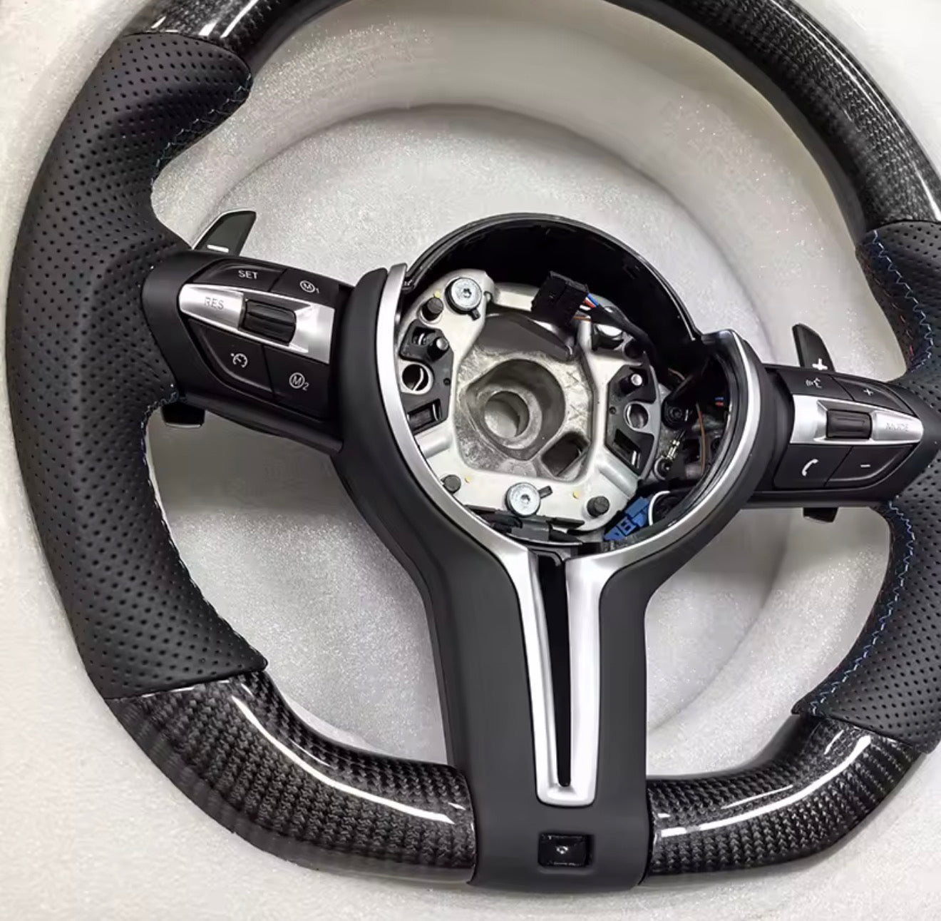 BMW DRY Carbon Fiber Steering Wheel for 2011-2018 models