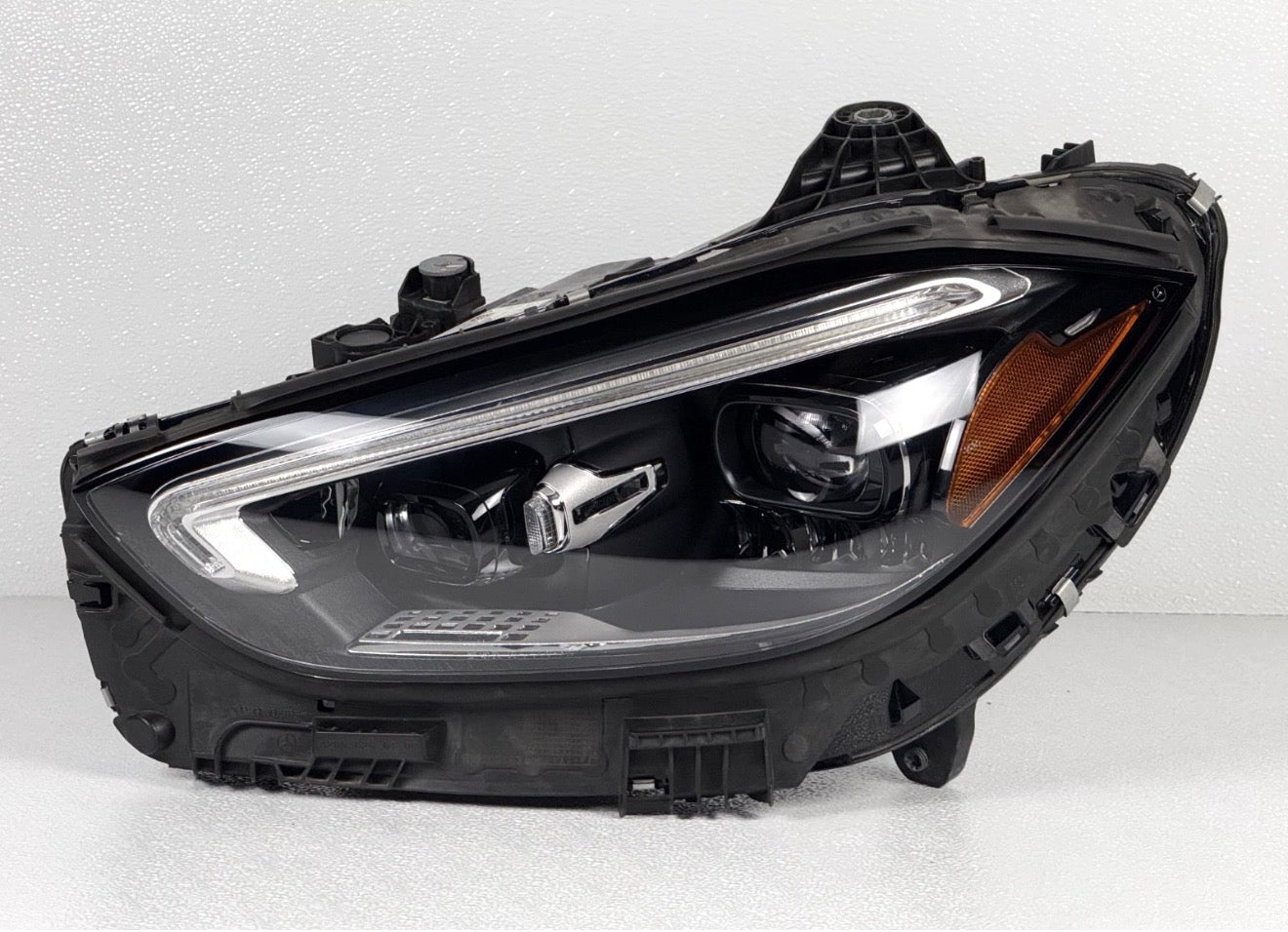 PERFECT! 2022-2025 MERCEDES C-CLASS W206 DIGITAL LED DRIVER SIDE HEADLIGHT OEM