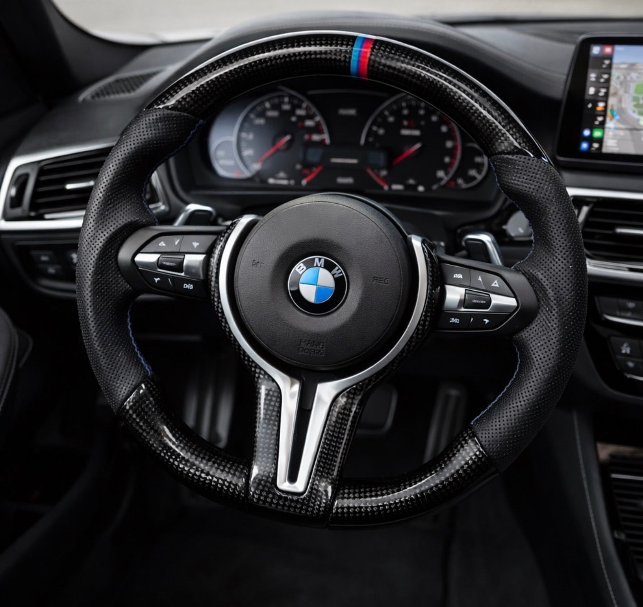 Volante M mejorado para BMW M Sport de fibra de carbono