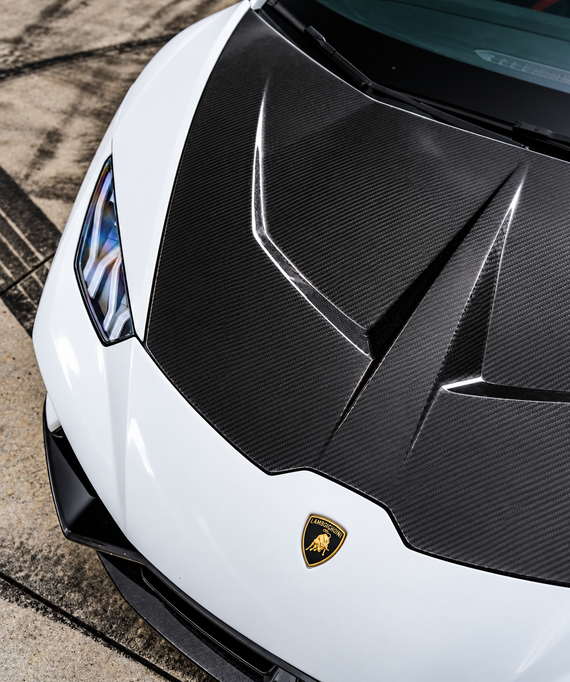 Lamborghini Huracán 1016 Style Double-Sided Carbon Fiber Hood