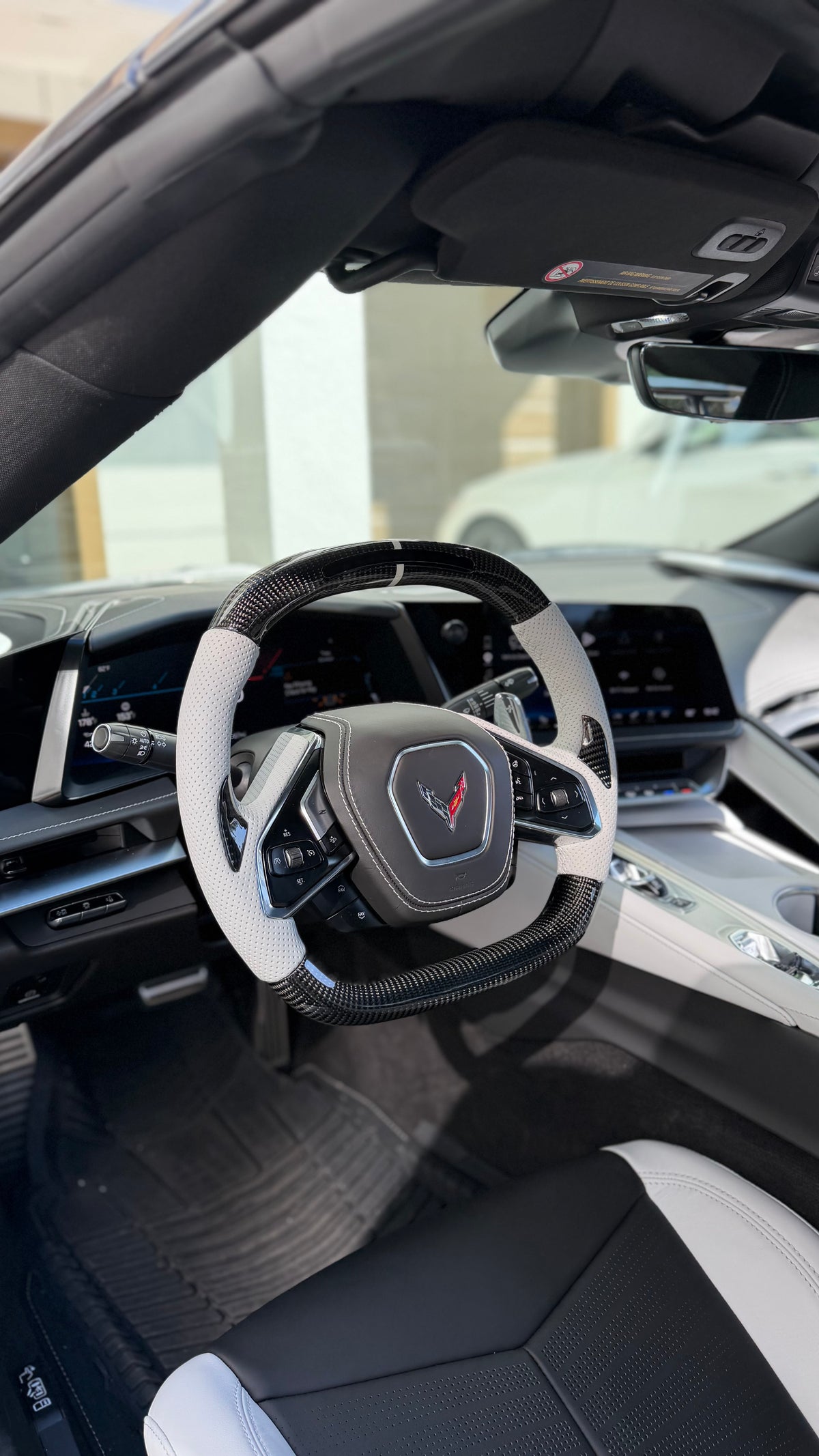 Custom Pitch Gray metallic Carbon Fiber Steering Wheel